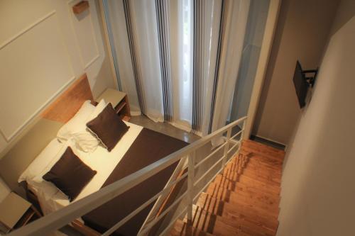 Hostal Be Italian Flat Piazza Bovio 22