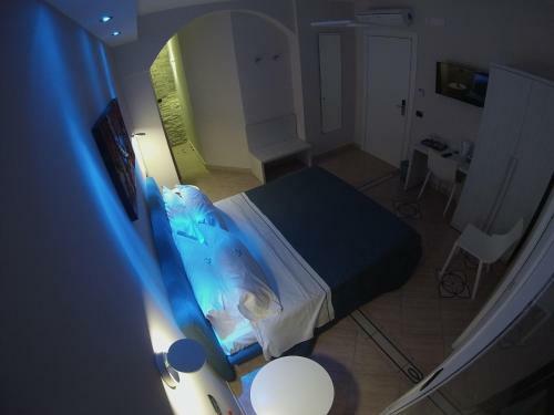 Hostal Sonevi Rooms