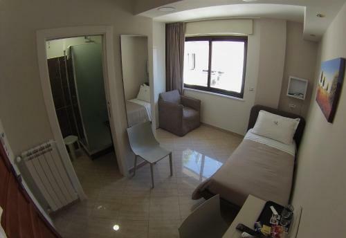 Hostal Sonevi Rooms