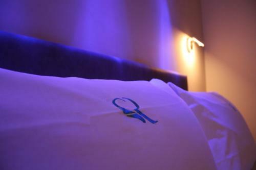 Hostal Sonevi Rooms