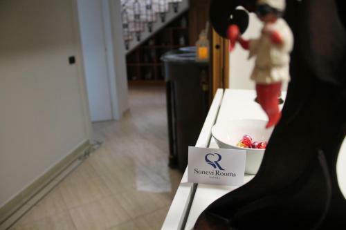 Hostal Sonevi Rooms