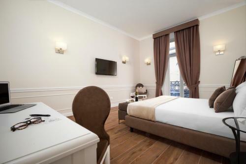 Hostal La Fontanina Suites