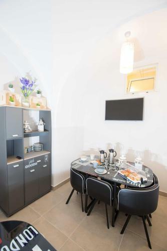 Hostal Chiaia Suites