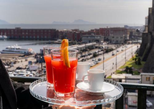 Hostal Tiffany's Lifestyle Suites