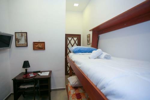 Bed & Breakfast Doncarlo's Room