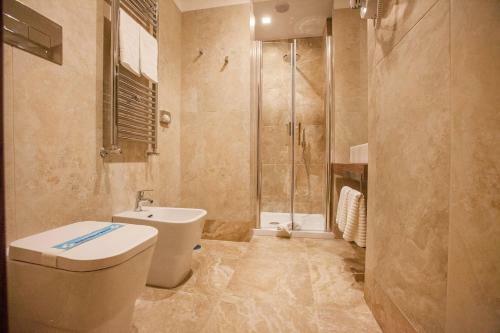 Hostal Twin Bedded Room City Center