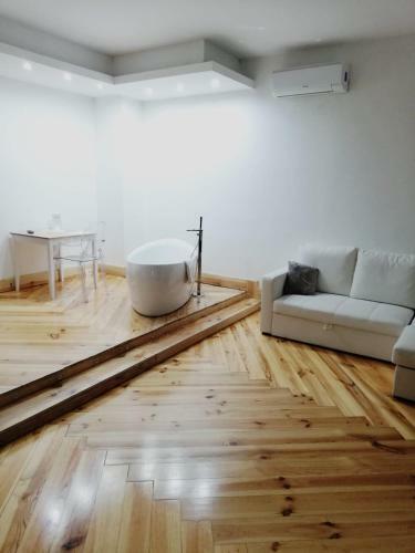 Hostal Black Vulcano Suites&studios