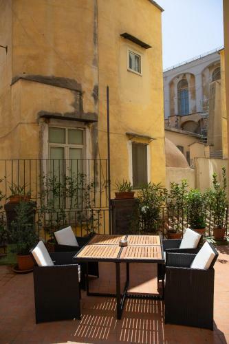 Bed & Breakfast The Duomo House By House In Naples