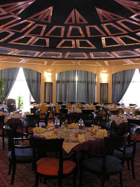 Hotel Pyramisa Isis Island