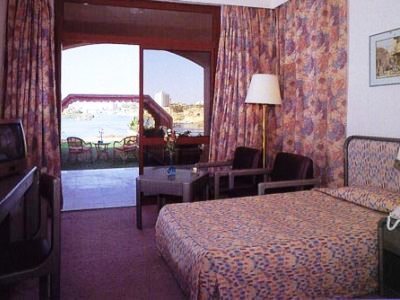 Hotel Pyramisa Isis Island
