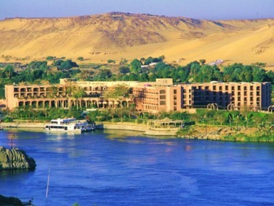 Hotel Pyramisa Isis Island