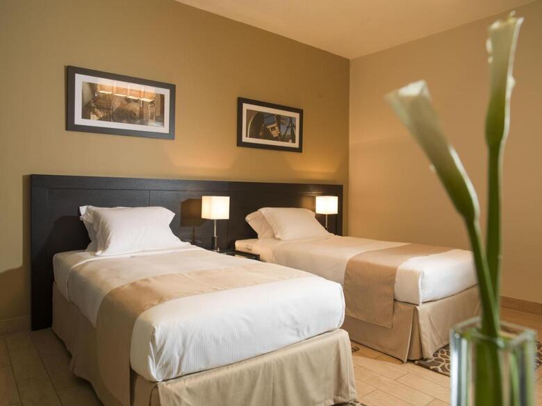 Aparthotel Dubai World Trade Centre