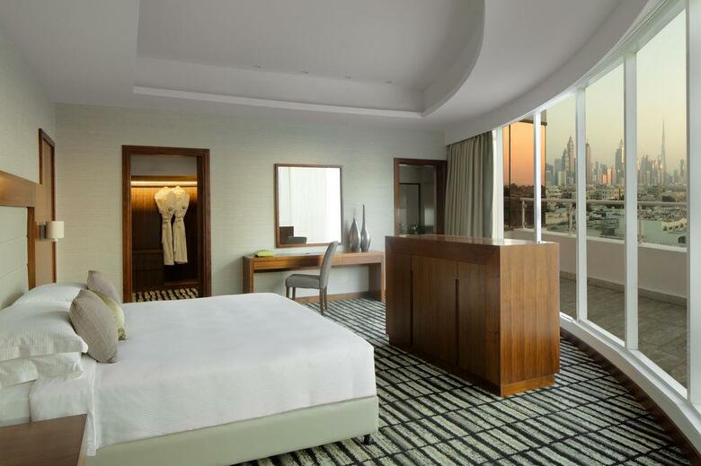 Jumeira Rotana Hotel