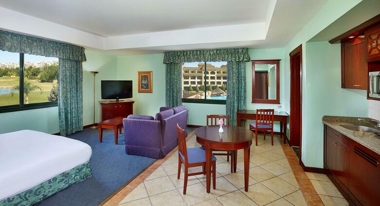 Hotel Hilton Pyramids Golf Resort
