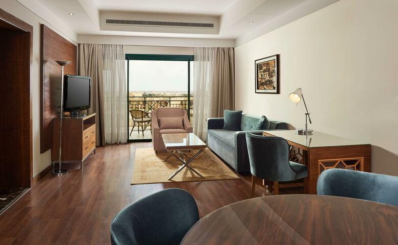 Hotel Hilton Pyramids Golf Resort