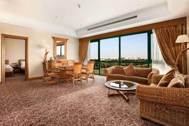 Hotel Hilton Pyramids Golf Resort