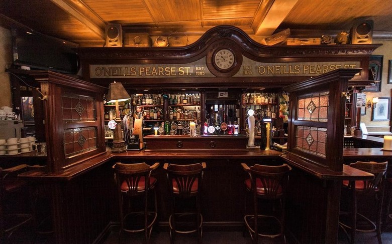 Hostal O�neills Victorian Pub & Townhouse