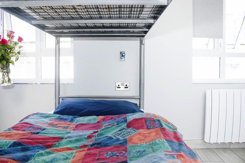 Abbey Court Hostel