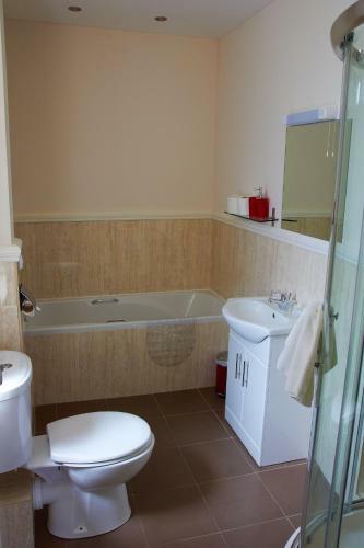 Bed & Breakfast The Royal Valentia