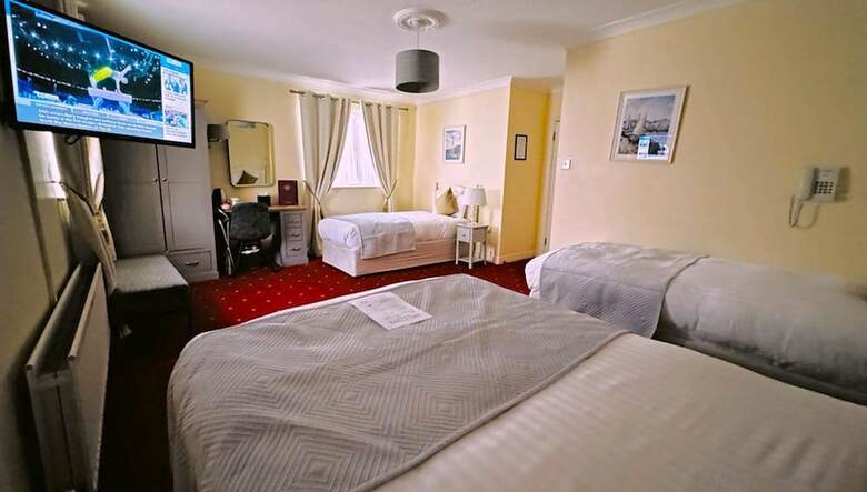 Hostal Waterloo Lodge