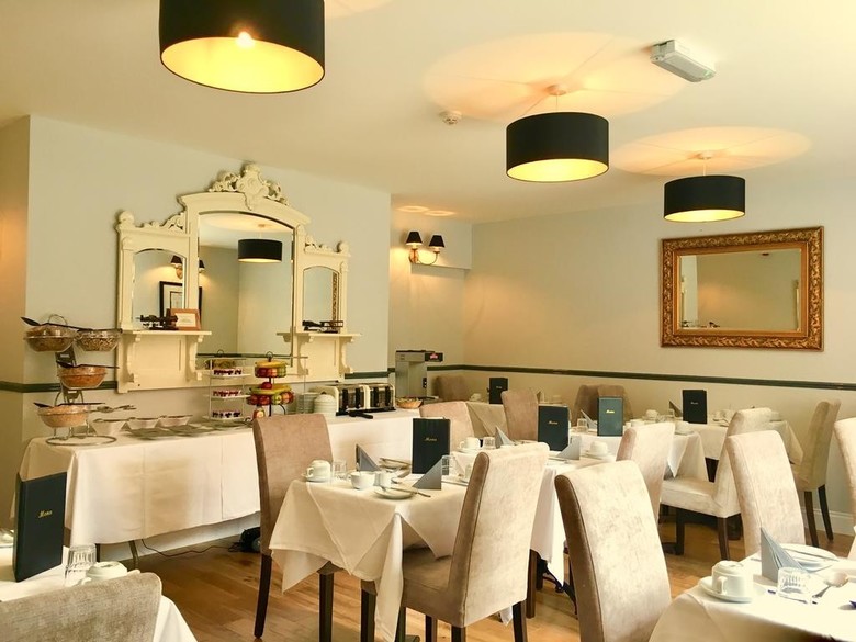 Hostal Morehampton Townhouse