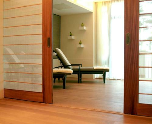 Kelly's Resort Hotel & Spa