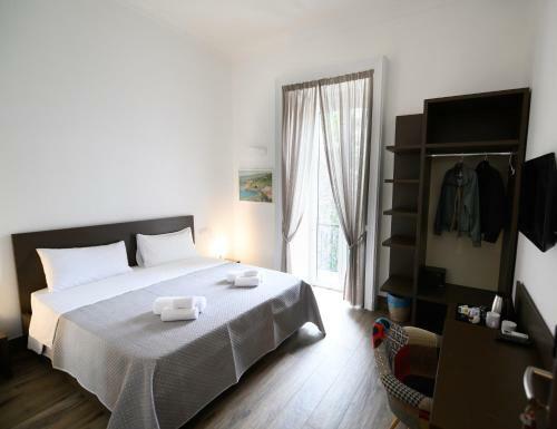 Hostal Fourooms Museo Filangieri