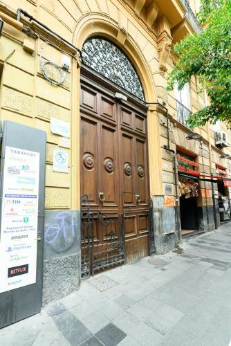 Hostal Fourooms Museo Filangieri