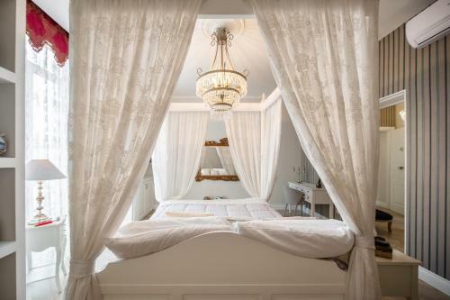 Hostal It?s Room