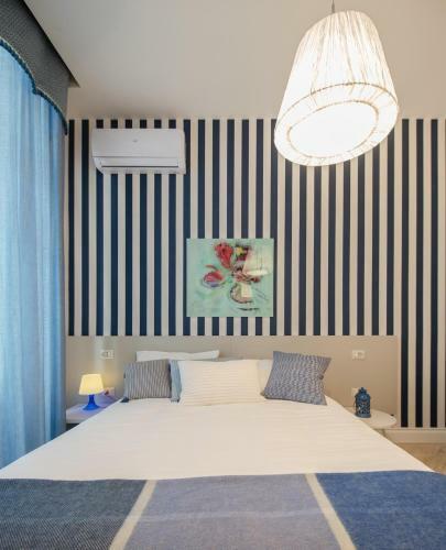 Hostal It?s Room