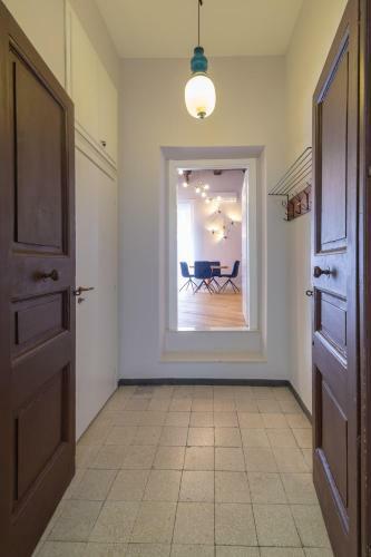 Design Apartment Next Sorbillo On Tribunali