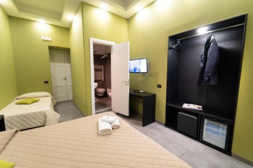 Hostal Royal House Napoli Centro