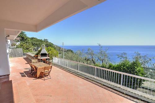 Sirenuse Villa Sleeps 6 Pool Air Con Wifi