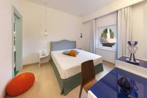 Villa Coral Orange