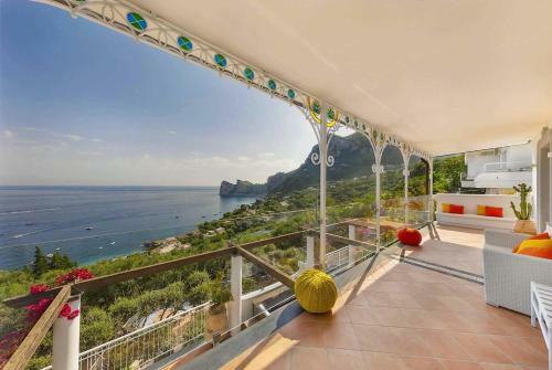 Villa Coral Orange