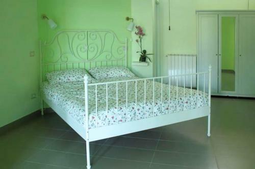Apartment With 2 Bedrooms In Nicolosi With Wifi