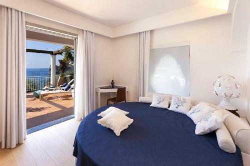 Nerano Villa Sleeps 14 With Pool
