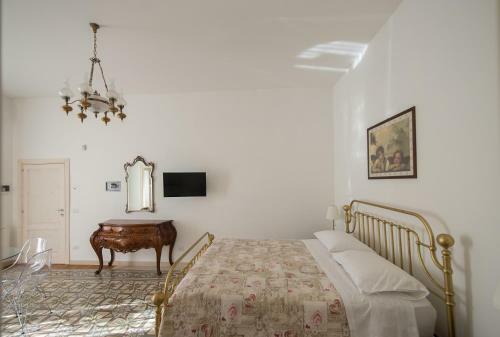 Hostal Ai Cappuccini Guest House
