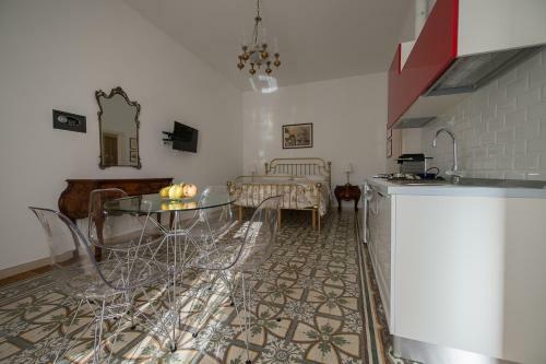 Hostal Ai Cappuccini Guest House