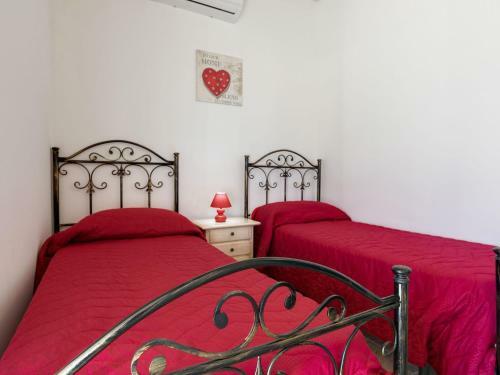 Restful Villa In Noto Neat To The Sea