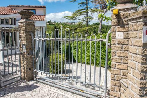 Apartamento N202 - Numana, Ampio Bilocale Con Portico