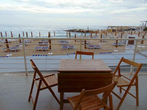 Apartamento N226 - Numana, Meraviglioso Bilocale Fronte Mare