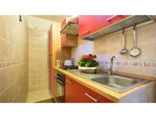 Alghero, Villa Le Palme With Swimming Pool For 12 People