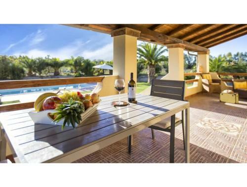 Alghero, Villa Le Palme With Swimming Pool For 12 People
