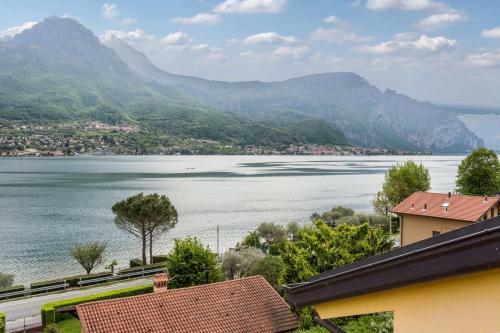 New Eleven Apartment On Como Lake