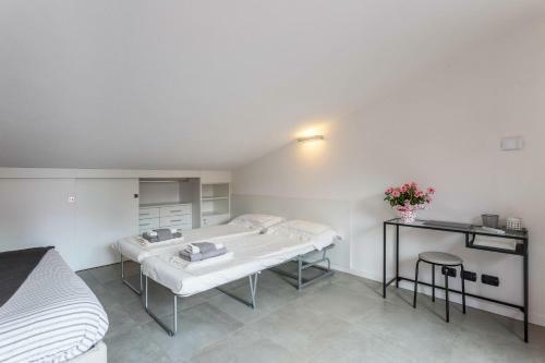 New Eleven Apartment On Como Lake