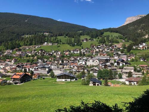 Apartments Montblanc Sella