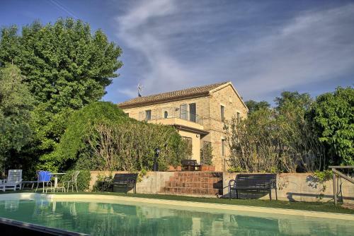 Casali Marchigiani - Ville Vacanza Private Con Piscina