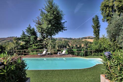 Casali Marchigiani - Ville Vacanza Private Con Piscina