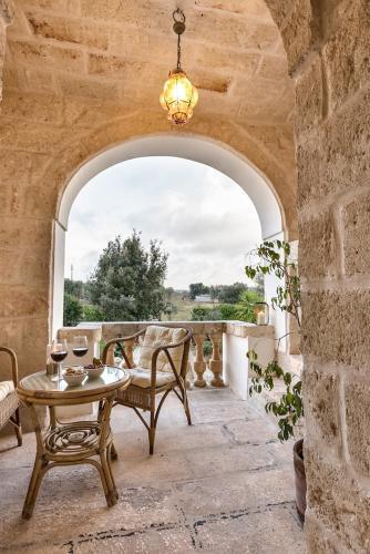 Certosa Villa Sleeps 12 With Pool And Air Con